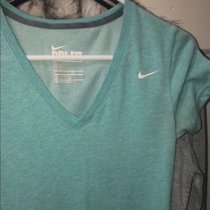 NIKE Dri-fit